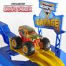 Set de juego Monster Jam Garage con camión monstruo, luces y sonidos 1:64 ㅤ