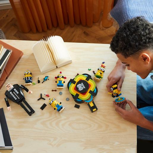 LEGO Despicable Me - Modelo de Gru e os Minions - 75582